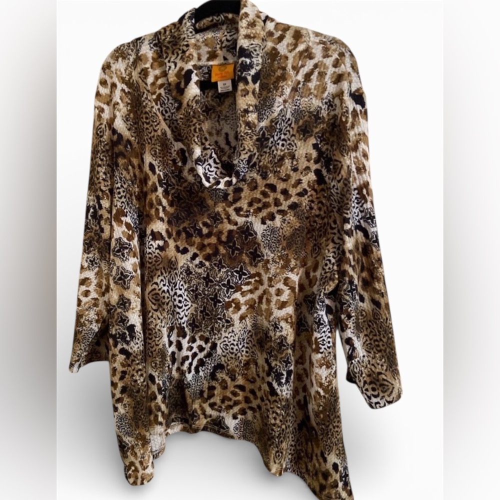 NWOT. Ruby Road Top /Sweater-like with cowl neck browns